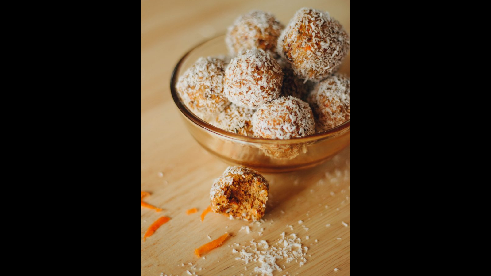 Carrot Cake Bites | Murielle Banackissa
