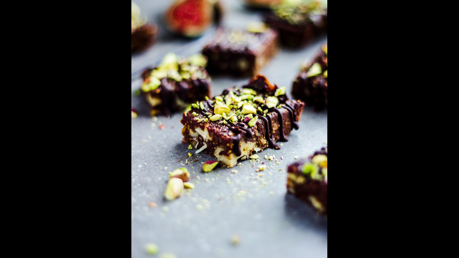Raw Fig and Walnut Brownies | Murielle Banackissa