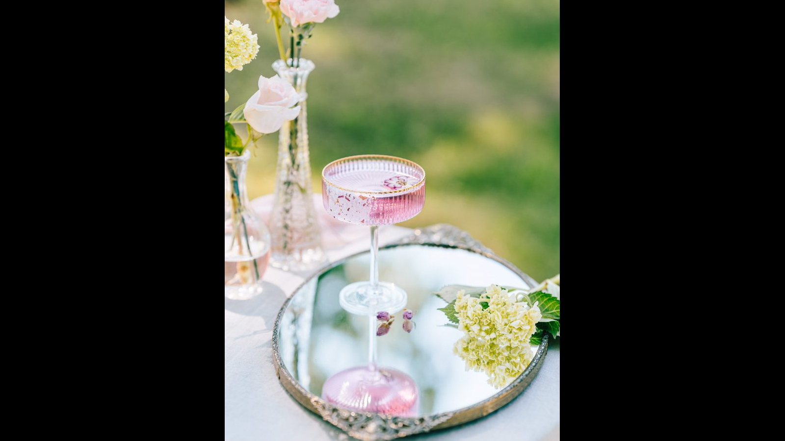 Rose Gin Tonic | Murielle Banackissa