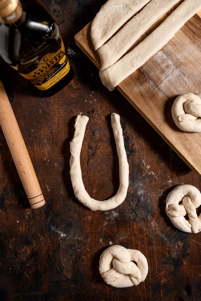 Forming a stuffed pretzel