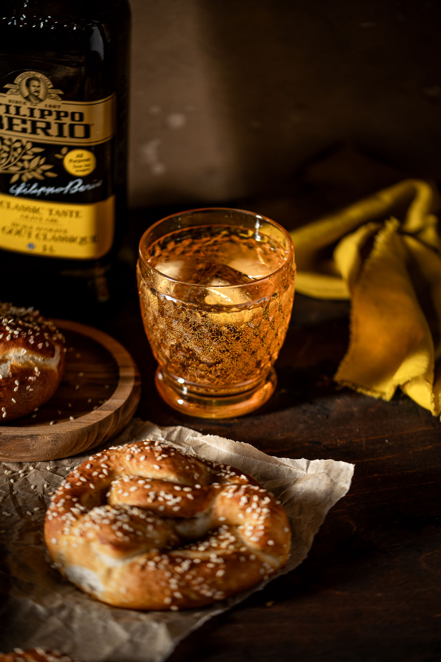 Drink to pair with Vegan Caramelized Shallots and Feta Stuffed Pretzels