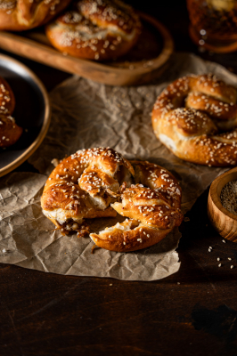 Vegan Caramelized Shallots and Feta Stuffed Pretzels Open
